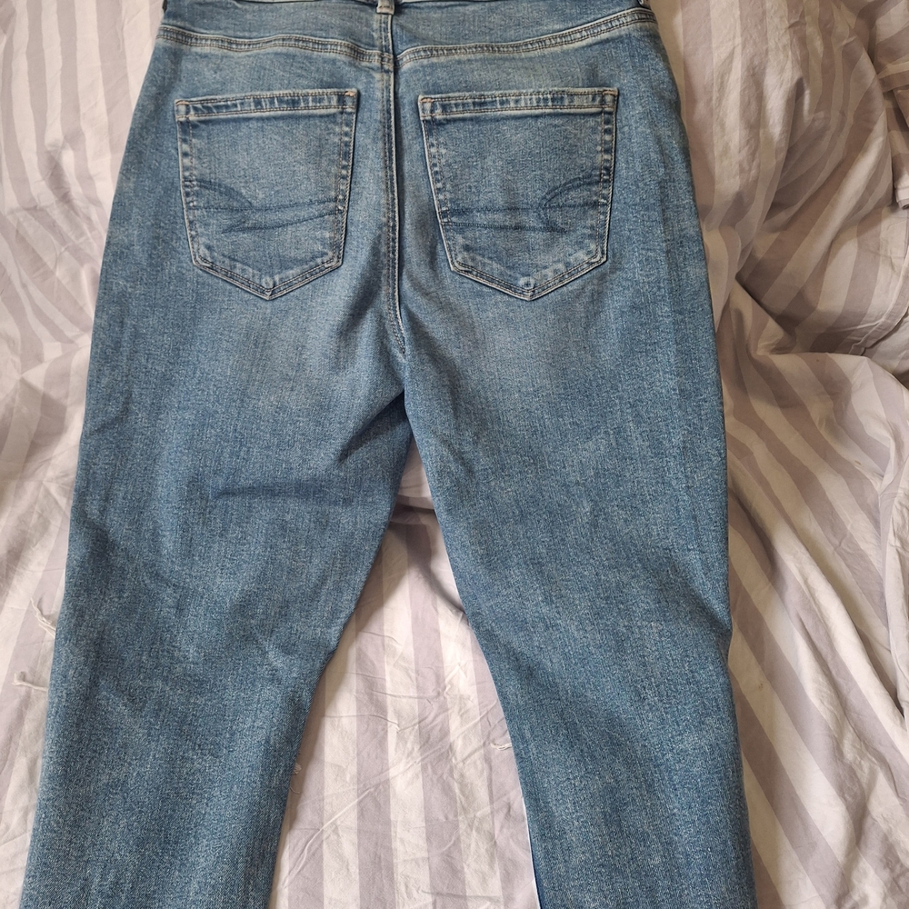 American Eagle Light Blue Denim Jeans - STRIGID - Picture 8 of 11